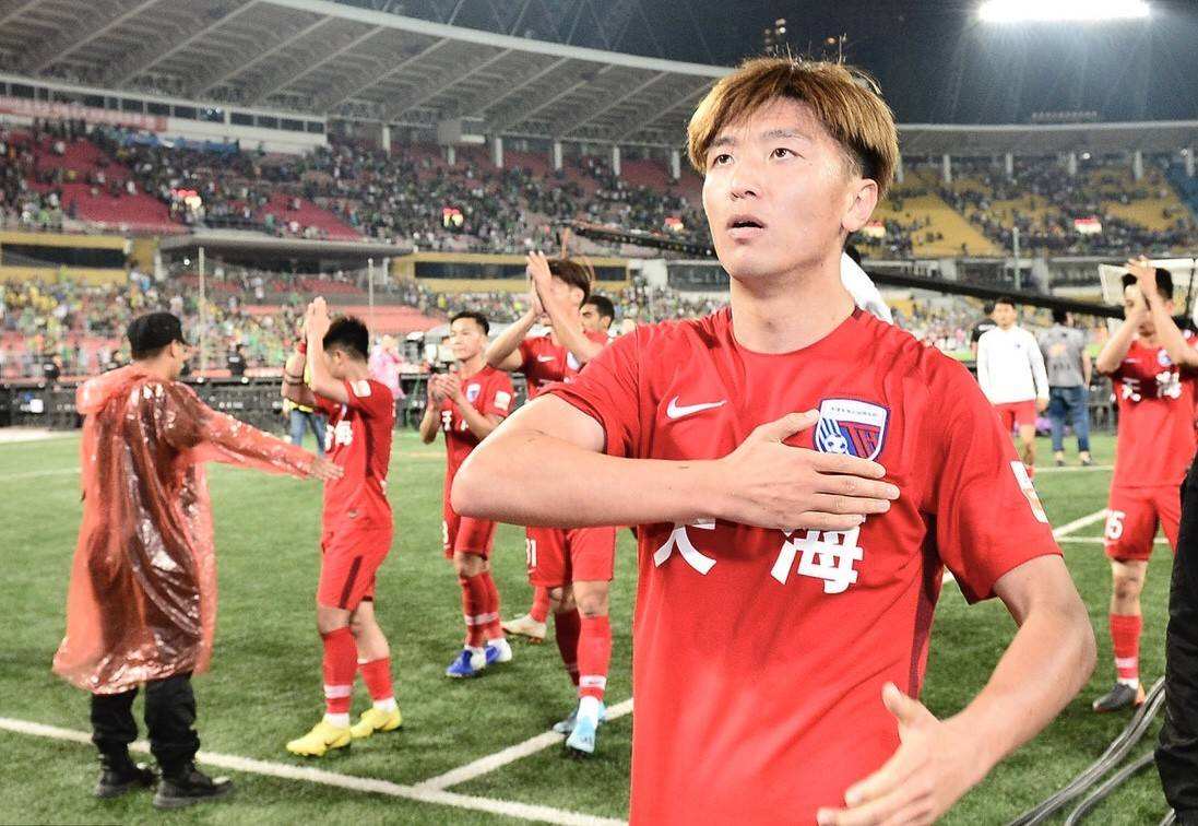 熊猫直播-武汉卓尔队员艰苦备训，迎接强敌