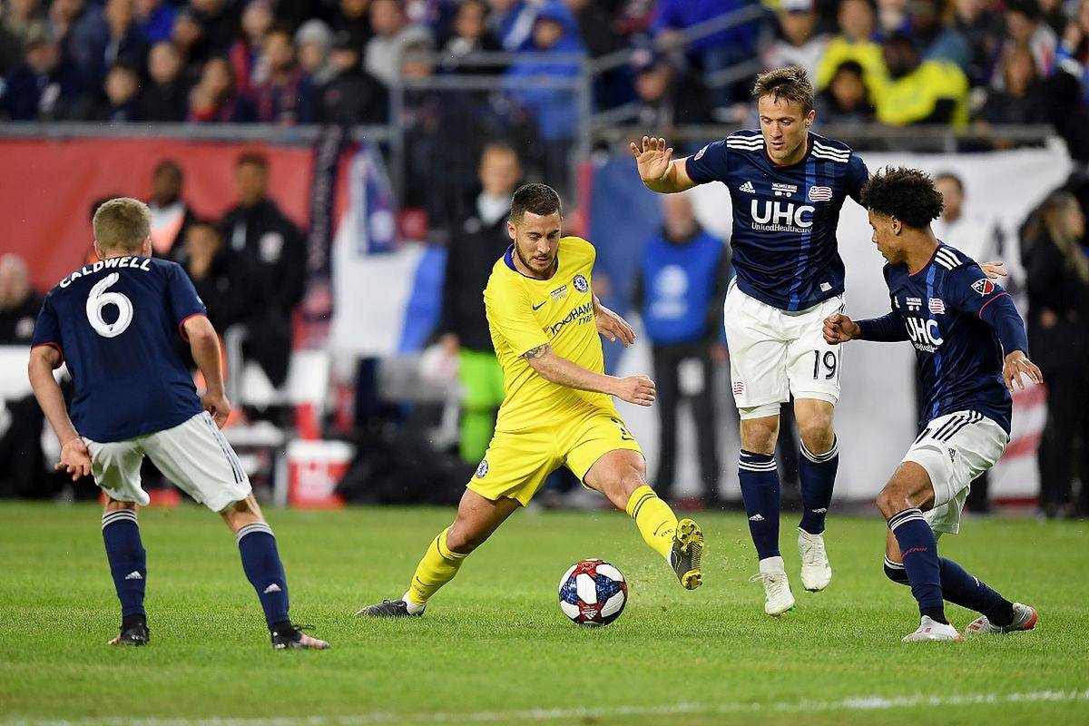 阿斯顿维拉主场不敌，保级形势岌岌可危