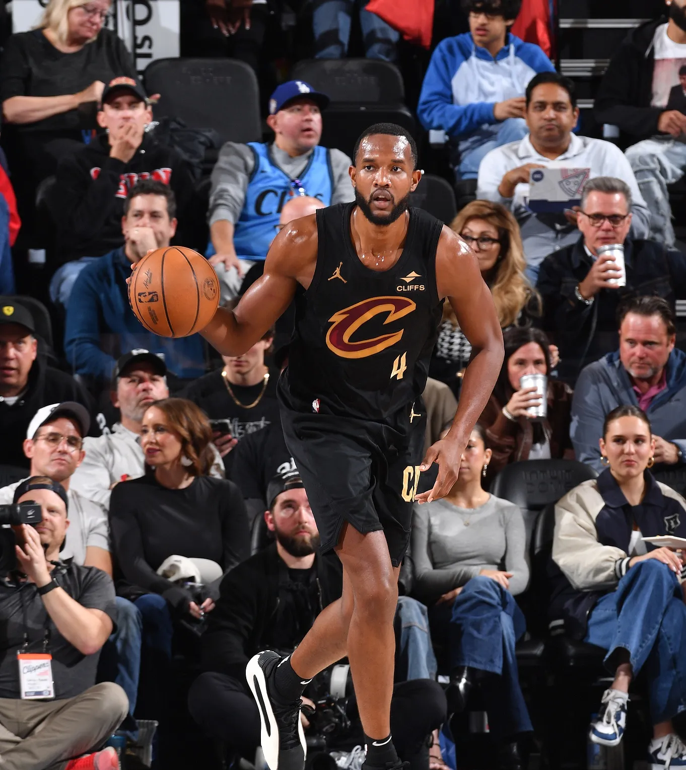 熊猫体育-关于骑士主帅晒赛前训练细节赞球员拼搏的信息