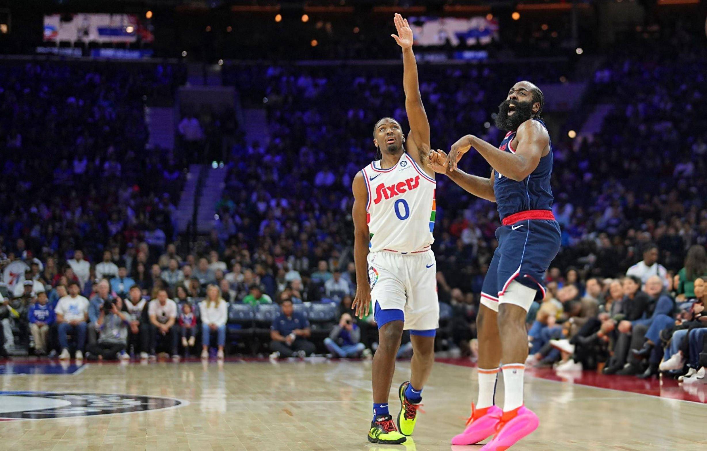 快船惨遭76人逆转，连胜告终