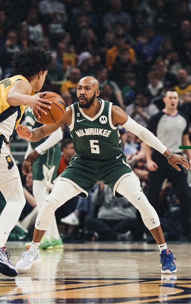 步行者队防守雄鹿队取得两连胜 步行者队防守雄鹿队取得两连胜