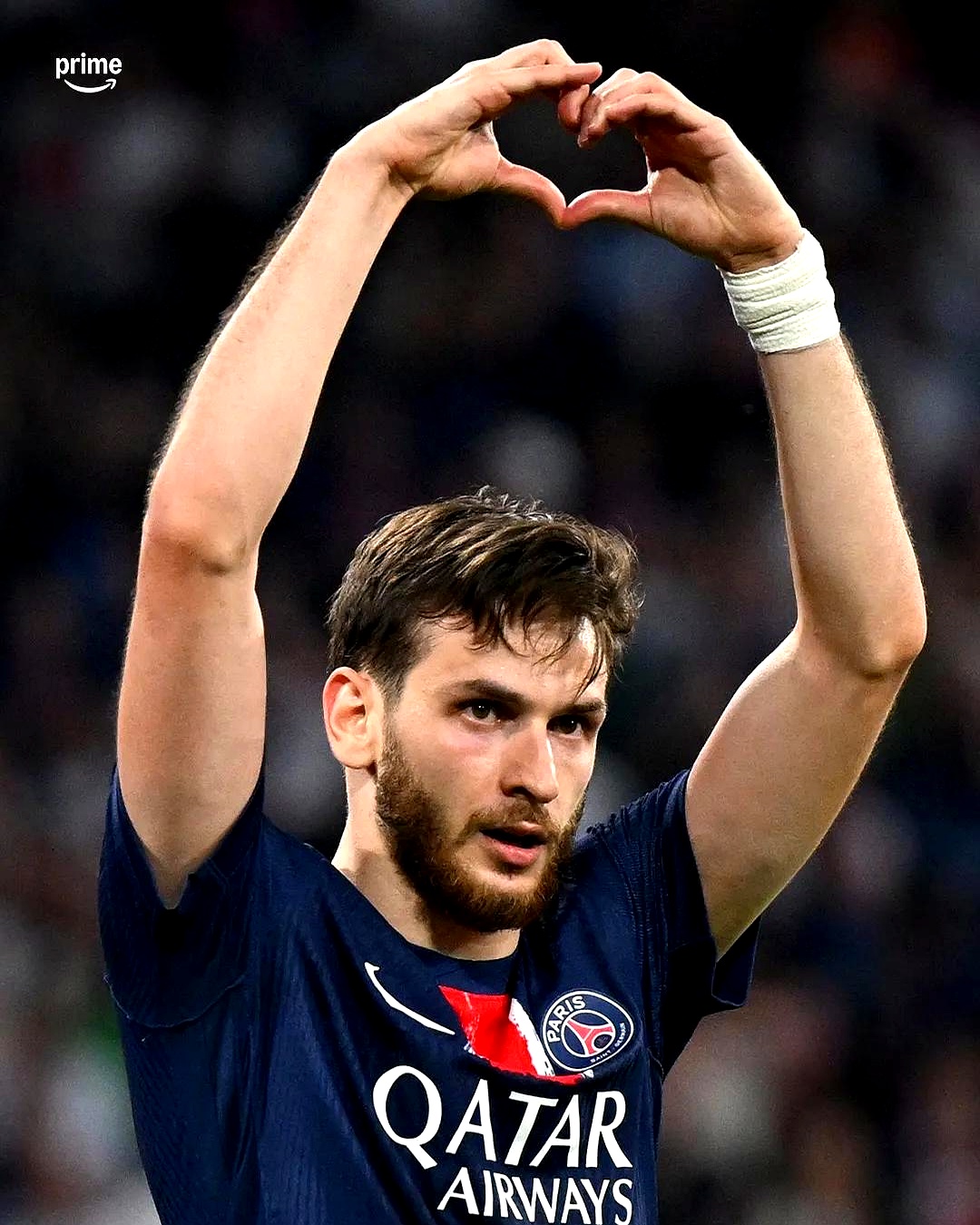 热门话题:法甲冠军悬念引球迷猜想 热门话题:法甲冠军悬念引球迷猜想