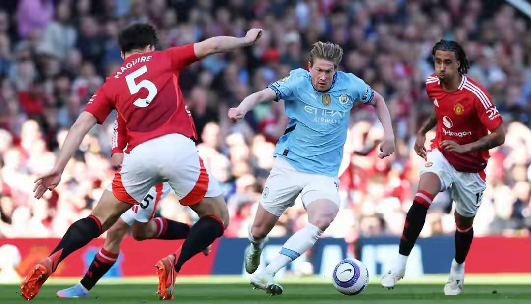 利物浦客场战平曼联,刷新英超纪录 利物浦客场战平曼联,刷新英超纪录